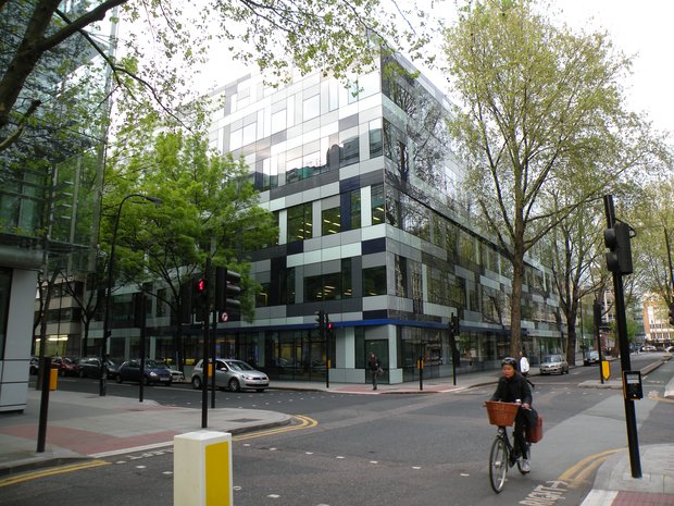  immeuble de bureaux: camieu de bleus